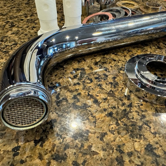 Grohe Atmos faucet part number a112.18.M1 - Picture 3 of 7